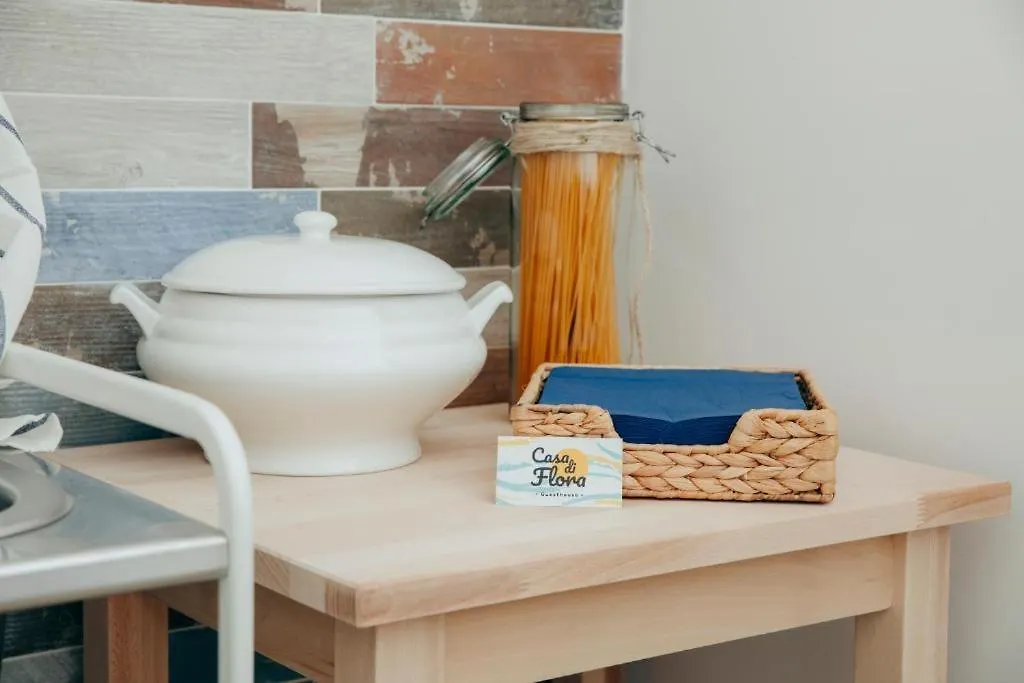 ホテル Casa Di Flora Tipico バーリ 0*,  イタリア